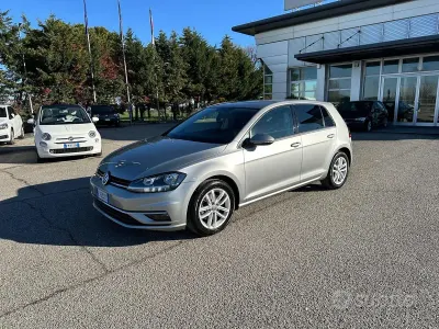 Usata VW Golf VII Business 116 CV (85 kW) 2017 Grigio Berlina