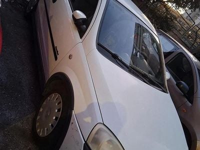 Usado Opel Corsa 58 HP (42 kW) 2001 Branco Citadino
