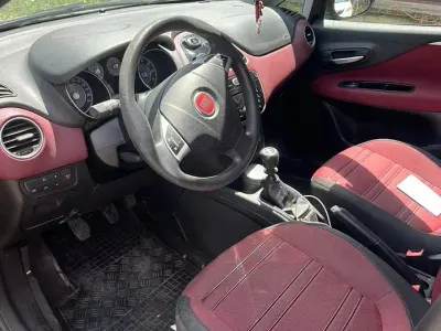 Usata Fiat Punto Evo 65 CV (47 kW) 2011 Nero Utilitaria
