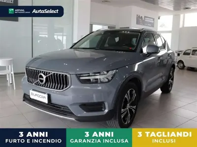 Usata Volvo XC40 Inscription 179 CV (131 kW) 2021 Grigio / gray SUV
