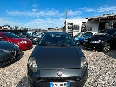 Grigio Usata 2012 Fiat Grande Punto Utilitaria | 1999 € (Super prezzo)