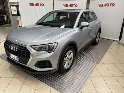 Usata Audi Q3 Business 150 CV (110 kW) 2019 Grigio SUV