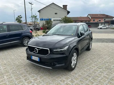 Occasion Volvo XC40 Momentum 129 ch (94 kW) 2022 Noir SUV