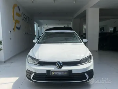 Usata VW Polo Life 95 CV (69 kW) 2023 Grigio metallizzato Utilitaria