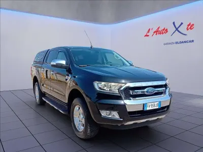 Usata Ford Ranger Limited 160 CV (117 kW) 2017 Panter black Pick-up
