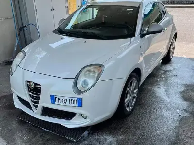 Usata Alfa Romeo MiTo 120 CV (88 kW) 2012 Bianco Utilitaria