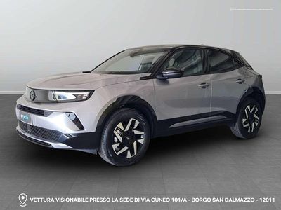 Nuova Opel Mokka 136 CV (100 kW) 2025 Kontrast grey SUV