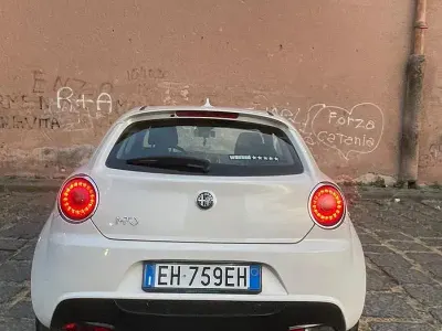 Usata Alfa Romeo MiTo 90 CV (66 kW) 2011 Bianco Utilitaria