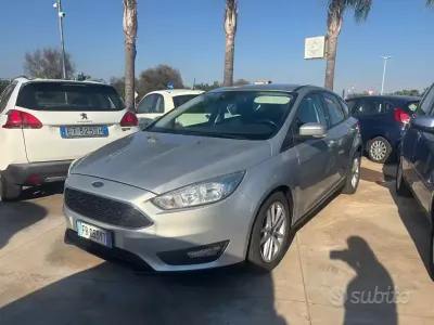 Usata Ford Focus Titanium 120 CV (88 kW) 2016 Grigio Berlina