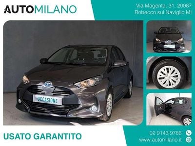 Usata Toyota Yaris Hybrid Business Edition 92 CV (67 kW) 2022 Grigio Berlina
