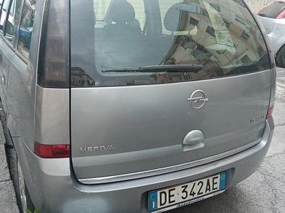 Usata Opel Meriva 75 CV (55 kW) 2007 Grigio Monovolume