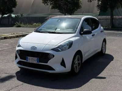 Usata Hyundai i10 67 CV (49 kW) 2020 Bianco Utilitaria