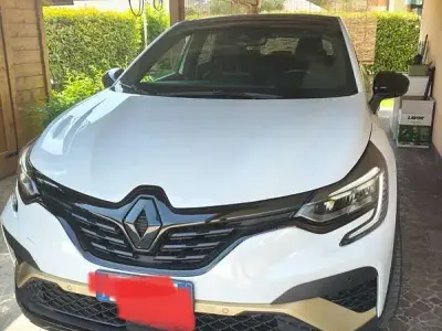 Usata Renault Captur Engineered 94 CV (69 kW) 2024 SUV