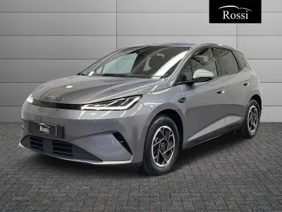 Nuova BYD Dolphin Boost 64 kW (88 CV) 2026 Utilitaria