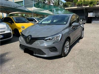 Usata Renault Clio V Life 65 CV (47 kW) 2020 Grigio Berlina