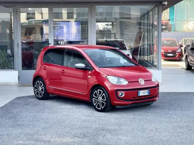 Usata VW up! 75 CV (55 kW) 2016 Rosso Utilitaria