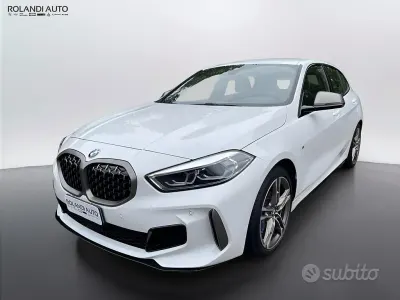 Usata BMW M135 Comfort Edition 306 CV (225 kW) 2024 Bianco Utilitaria