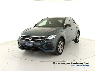 Usata VW T-Roc R-line 110 CV (80 kW) 2023 Blu SUV