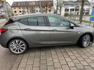 Usata Opel Astra 145 CV (106 kW) 2020 Grigio Berlina