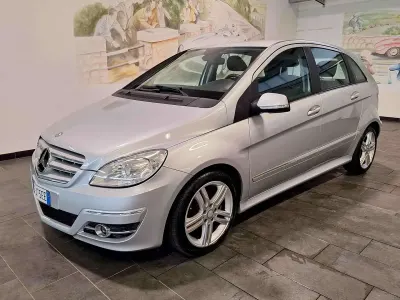 Usata Mercedes B180