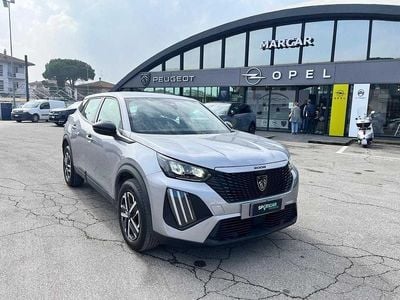 Usata Peugeot 2008 Active 102 CV (75 kW) 2024 Grigio SUV