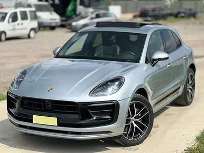 Argento Usata 2024 Porsche Macan SUV | 73.500 € (Buon prezzo)