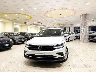 Usata VW Tiguan Life 150 CV (110 kW) 2022 Bianco SUV