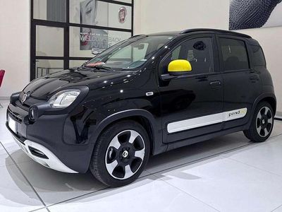 Usata Fiat Panda Cross Cross 69 CV (50 kW) 2025 Nero cinema pastello Utilitaria