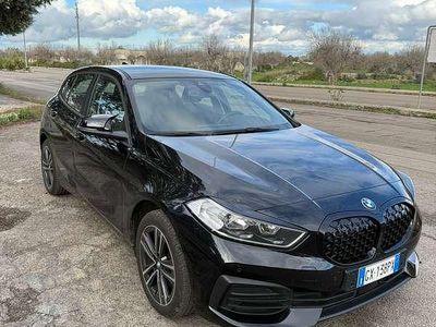 Usata BMW 116 Sport Line 116 CV (85 kW) 2019 Nero Utilitaria