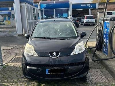 Usata Peugeot 107 68 CV (50 kW) 2007 Utilitaria