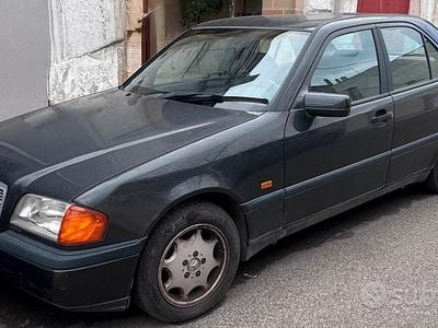 Usata Mercedes C180 1993 Berlina