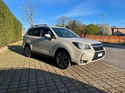 Usata Subaru Forester 2017 Bianco SUV