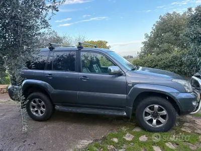Käytetty Toyota Land Cruiser 173 HP (127 kW) 2007 Sininen Katumaasturi