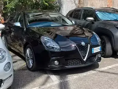 Usata Alfa Romeo Giulietta 120 CV (88 kW) 2016 Nero Utilitaria