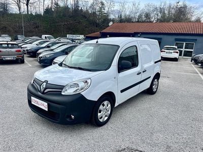 Usata Renault Kangoo 116 CV (85 kW) 2020 Bianco Monovolume