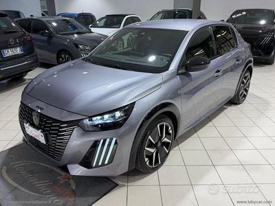 Usata Peugeot 208 GT 136 CV (100 kW) 2025 Grigio Utilitaria