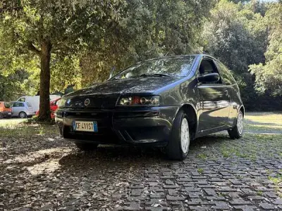 Usata Fiat Punto 60 CV (44 kW) 2003 Utilitaria