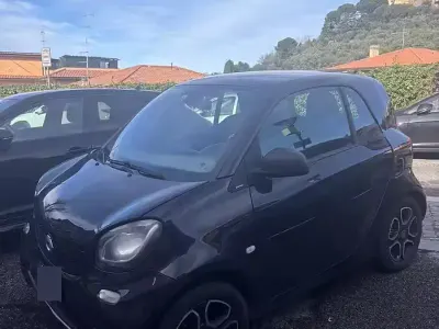 Usata Smart ForTwo Coupé 71 CV (52 kW) 2018 Nero Coupé