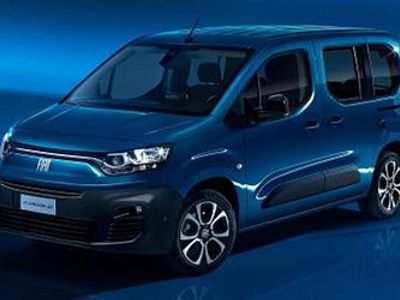 Argento Nuova 2025 Fiat e-Doblò Monovolume | 34.010 € (Buon prezzo)