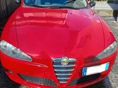 Usata Alfa Romeo 147 105 CV (77 kW) 2005 Rosso Utilitaria