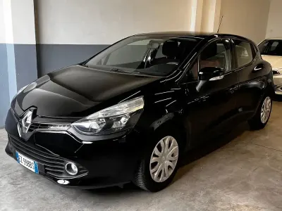 Usata Renault Clio IV 75 CV (55 kW) 2015 Nero Berlina