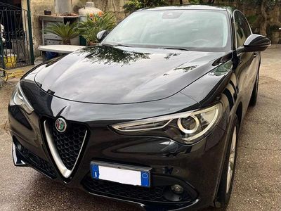 Usata Alfa Romeo Stelvio Executive 179 CV (131 kW) 2017 Nero SUV