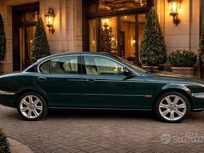 Usata Jaguar X-type 231 CV (169 kW) 2003 Verde Berlina