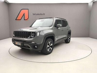 Usata Jeep Renegade Trailhawk 241 CV (177 kW) 2021 Sting gray SUV