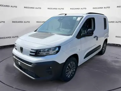 Nuova Peugeot Partner 100 CV (73 kW) 2026 Bianco Monovolume