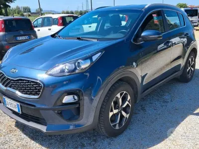 Second-hand Kia Sportage 115 CP (84 kW) 2020 Albastru SUV
