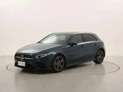 Usata Mercedes A180 Premium 116 CV (85 kW) 2022 Blu Berlina
