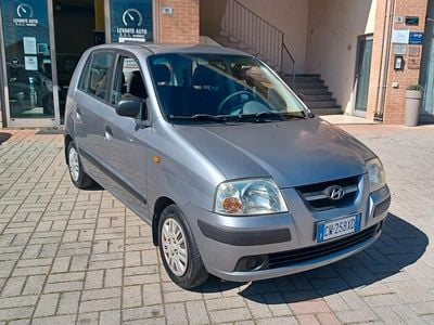 Usata Hyundai Atos 63 CV (46 kW) 2005 Argento Utilitaria