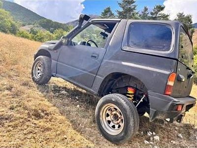 Usata Suzuki Vitara 75 CV (55 kW) 1992 Nero SUV