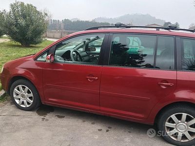 Usata VW Touran 2005 Rosso Monovolume